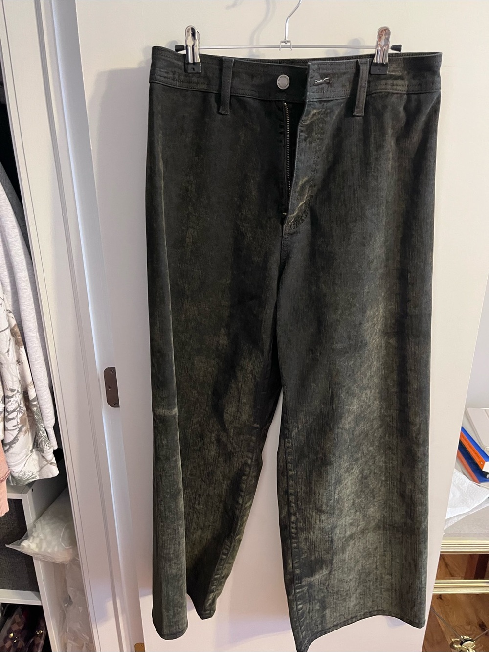 Universal Thread Olive Washed Wide-Leg Trousers